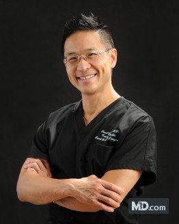 Photo of Dr. Cecil Yeung, M.D., F.A.C.S.