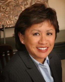 Photo of Dr. Esther J. Tow-der, MD