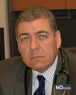 Photo of Dr. Jorge L. Serrat, MD