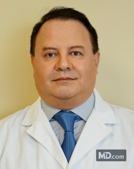 Photo of Dr. Roberto F. Diaz, MD