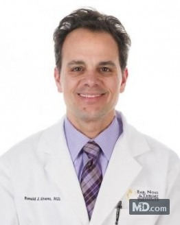 Photo of Dr. Ronald J. Alvarez, MD