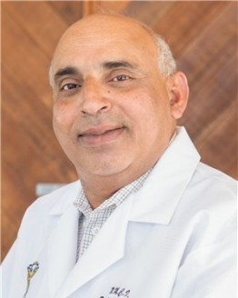 Photo of Dr. Venkat Aachi, MD