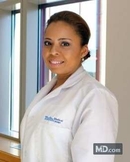 Photo of Dr. Yvelisse Suarez, MD